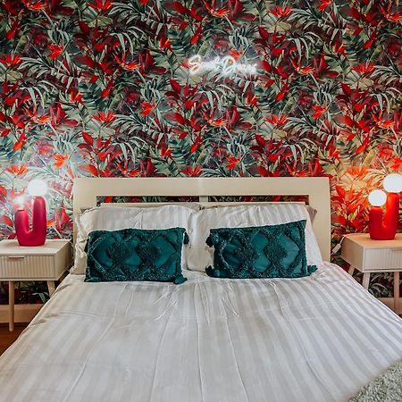 Whitehall Square Apartments- Queen'S Quarters Белфаст Екстериор снимка